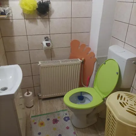 Cu Doua Si Gradina