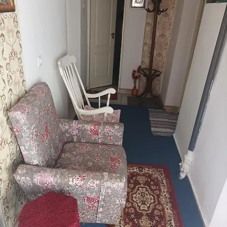 Cu Doua Si Gradina