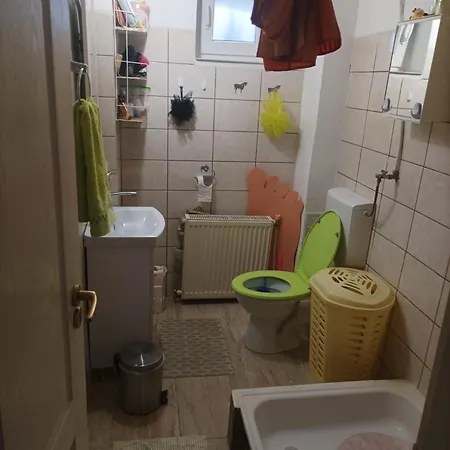 Cu Doua Si Gradina *