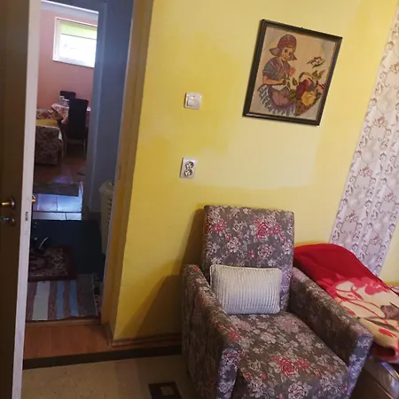 Cu Doua Si Gradina