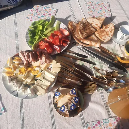 Cu Doua Si Gradina Cluj-Napoca