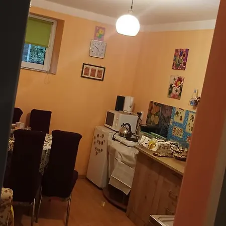 Cu Doua Si Gradina Appartement *