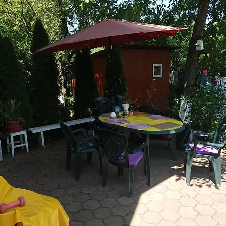 Appartement Cu Doua Si Gradina *