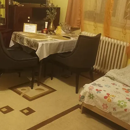 Cu Doua Si Gradina Kaloşvar