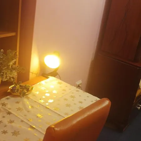 Daire Cu Doua Si Gradina Kaloşvar