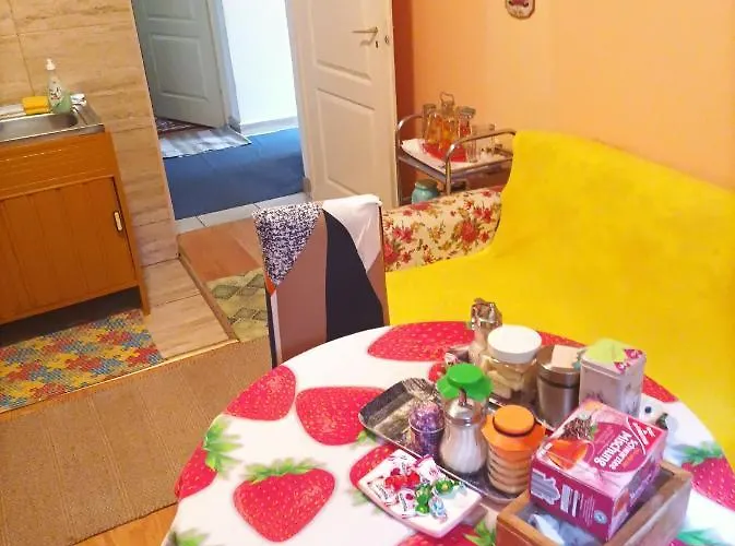 Cu Doua Si Gradina Appartement *