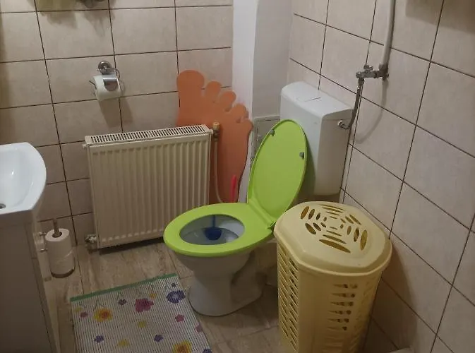 Cu Doua Si Gradina *