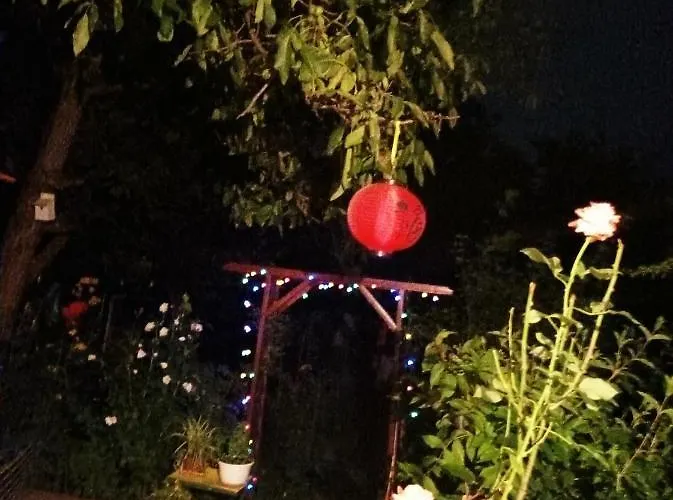 Appartement Cu Doua Si Gradina *