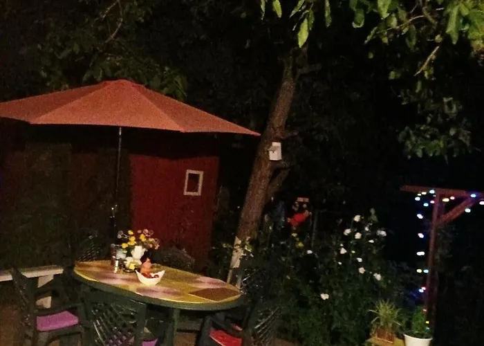 Cu Doua Si Gradina *